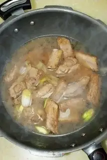 Make Sugar vinegar ribs step 8