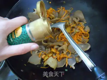 Make Clear the yellow feet step 0