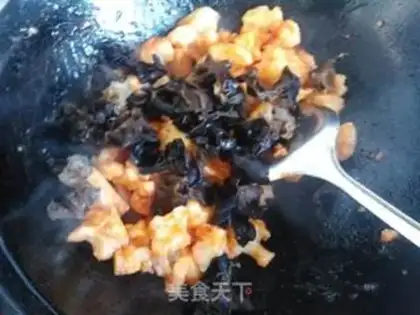 Make Ketchup, black-molecular step 11