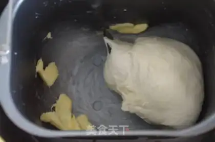 Make Sausage bread step 3