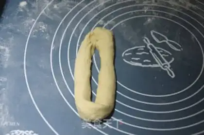 Make Sausage bread step 10