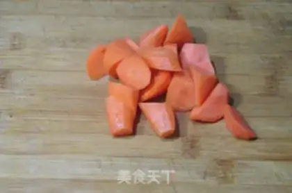 Make Fresh carrot juice step 1