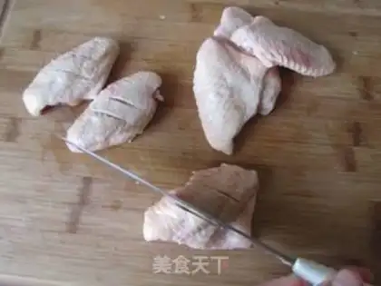 Make Potato steamed chicken wings step 3