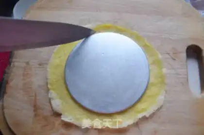 Make A thousand-story birthday cake step 10