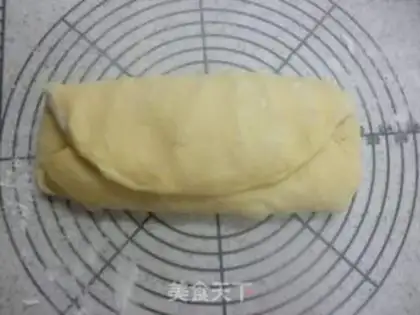 Make Danish yellow milk bag step 1