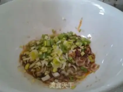 Make Hot spicy noodles step 2
