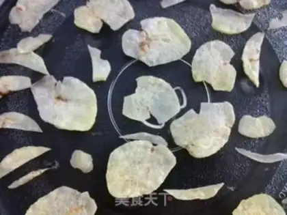 Make Microwave oil-free chips step 3