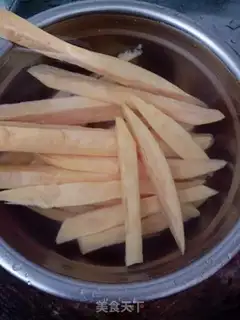 Make Homemade black pepper fries step 2