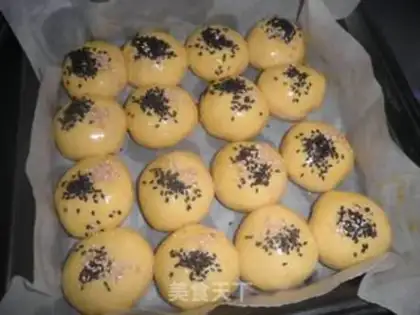 Make Meat pine buns step 10