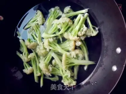 Make Cheese sauce, noodles step 6