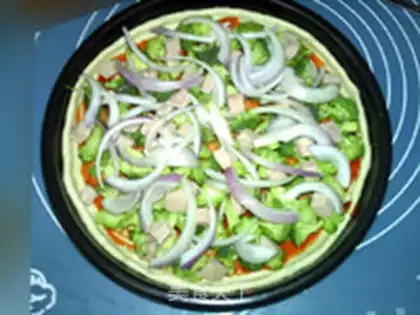Make Ham sausage orchid pizza step 6