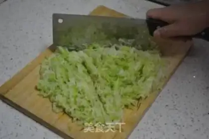 Make radish, rice bun step 2