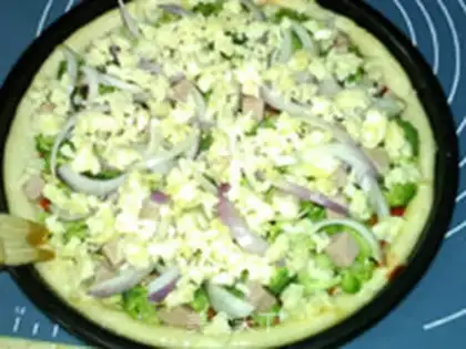 Make Ham sausage orchid pizza step 8