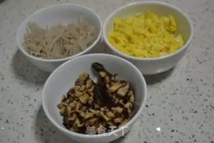 Make radish, rice bun step 6