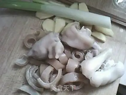 Make Corn-pelt pig-skin freeze step 1
