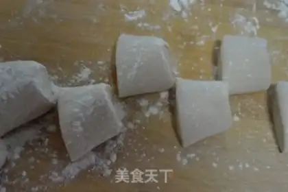 Make radish, rice bun step 16