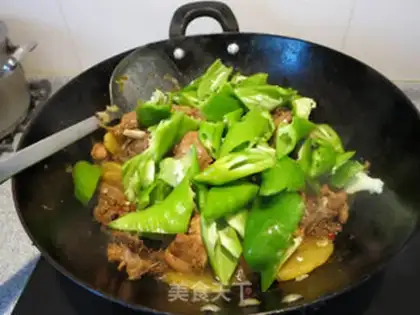 Make Xinjiang chicken step 15