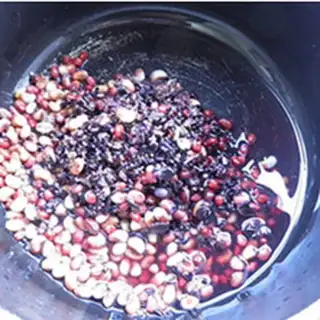 Make Five grains of porridge step 3