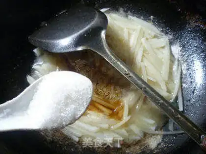 Make Carrot burns rubber fish step 6