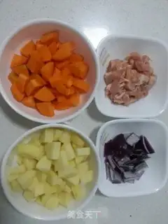 Make Curry chicken pasta step 0