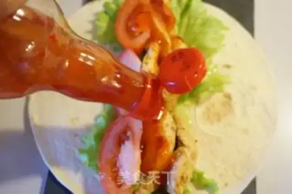 Make Mexican chicken rolls step 5