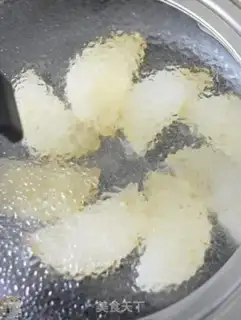 Make Two white rolls of sauce step 12