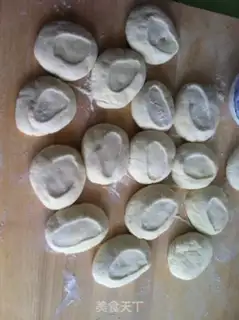 Make Garlic buns step 5