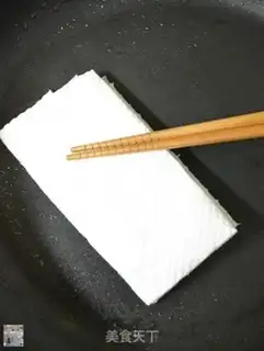 Make Two white rolls of sauce step 21