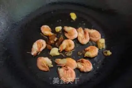Make Garlic shrimp step 4