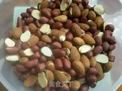 Make Peanut almonds with sugar step 2