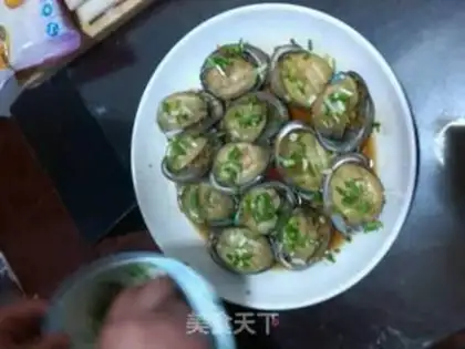 Make Garlic fans steam abalone step 5