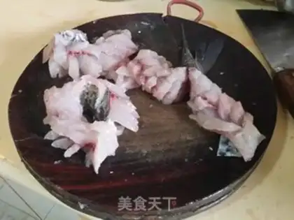 Make Sugary squirrel fish step 1