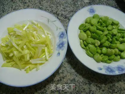 Make The sprouts and the beans step 0