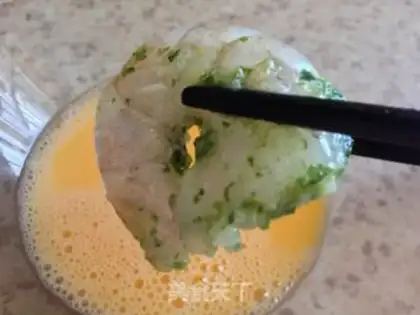Make Shrimp onions step 1