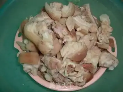 Make The southern milk pig hoof step 1