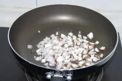 Make Curry egg buns step 5