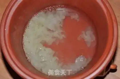 Make The silver-eared lotion soup step 4