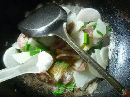 Make Weenie fried radish step 9