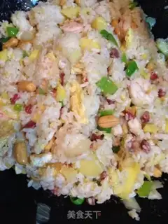Make Pineapple shrimp fried rice step 6