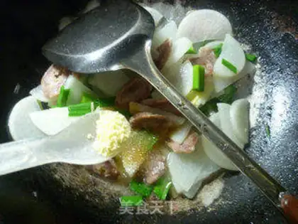 Make Weenie fried radish step 10