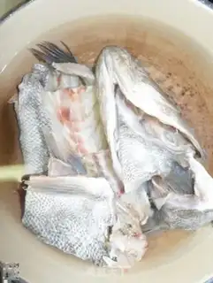 Make The Western bass bone is high step 9