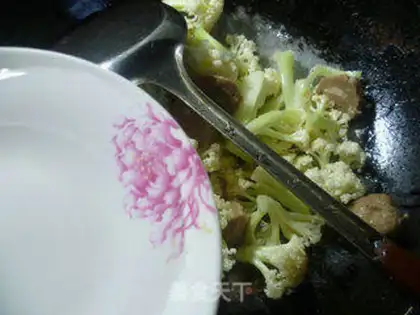 Make Beefballs, broccoli step 4