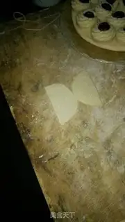 Make Swan puff step 7