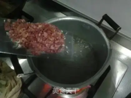 Make West Lake Beef Spas step 1