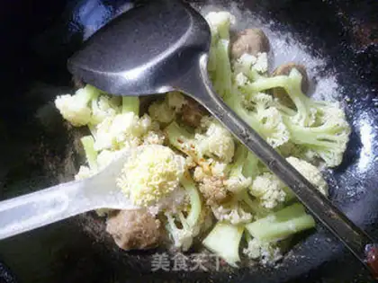 Make Beefballs, broccoli step 8