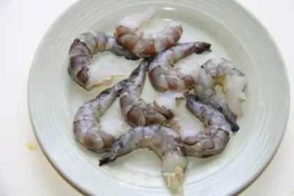 Make Cream shrimp buns step 3