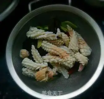Make Fresh squid and cabbage step 2