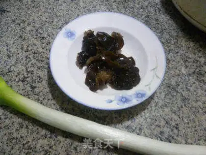 Make Black-eared onion fried chicken step 0