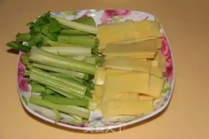 Make Pyramid chicken step 3