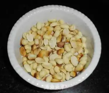 Make Twin pepper peanut beans step 3